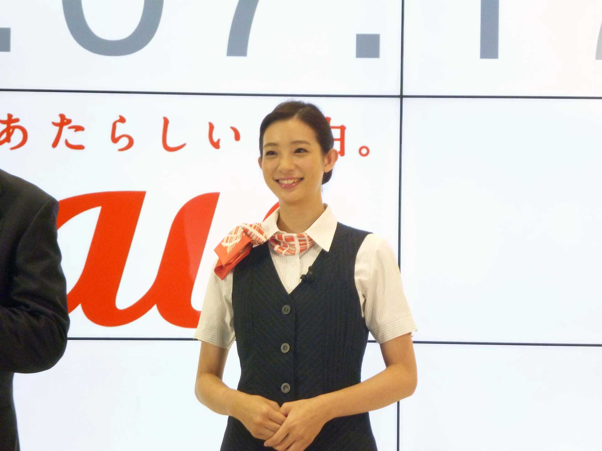 auのiPhone 7発売イベントに足立梨花さんとSKE48が登場！